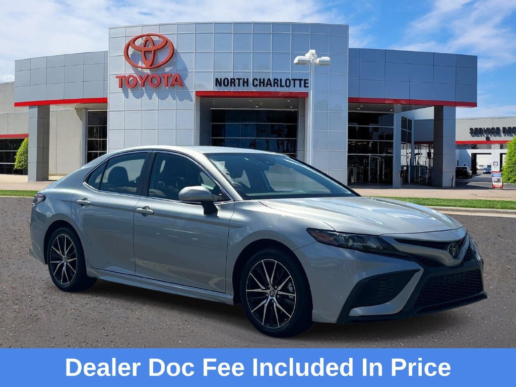 Used 2024 Toyota Camry SE