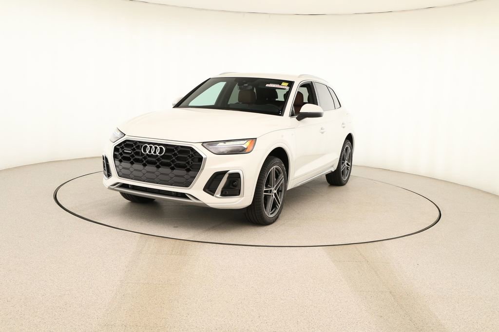 Certified 2022 Audi Q5 e Premium w/ Convenience Package image 11