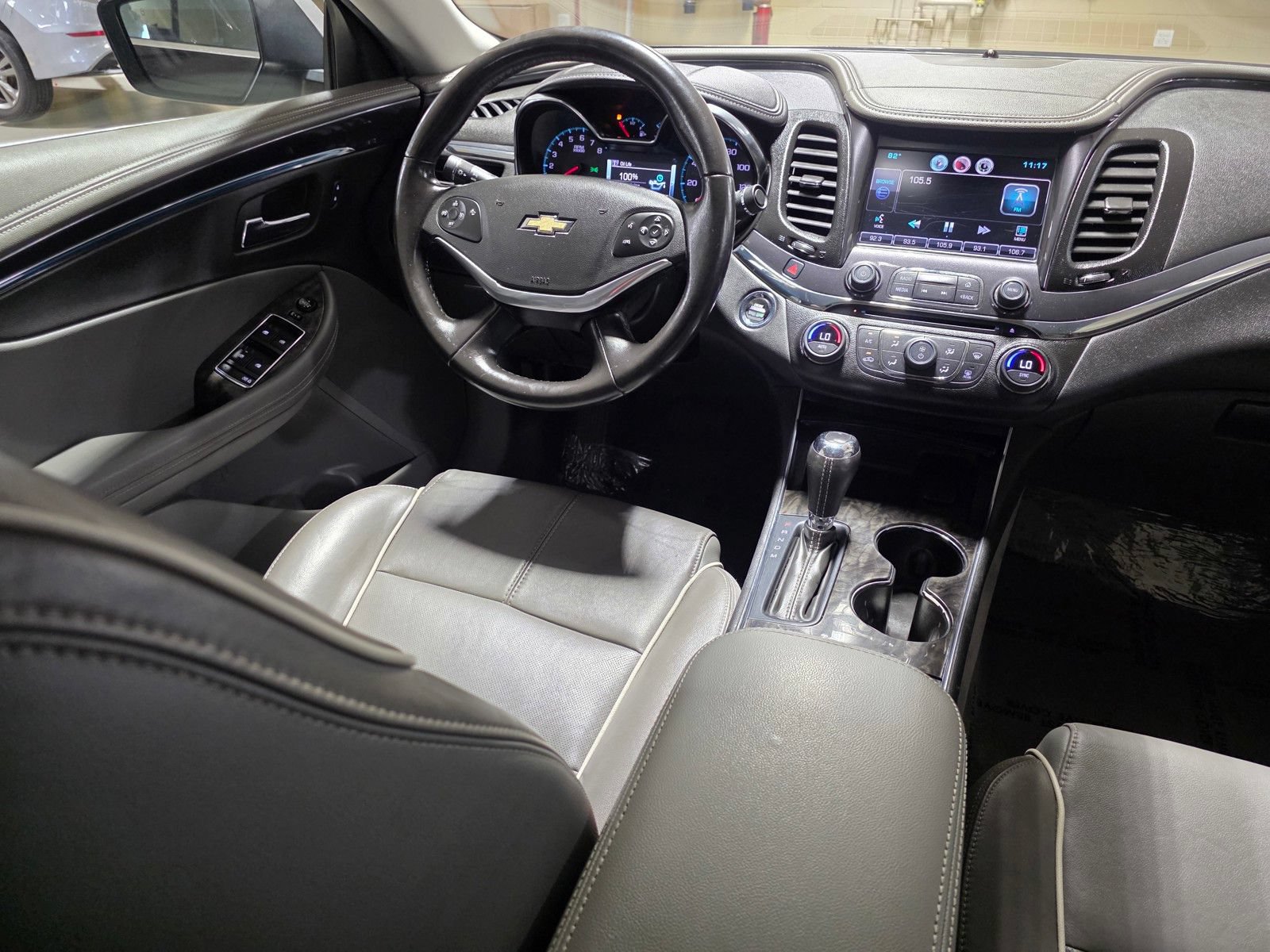 Used 2015 Chevrolet Impala LTZ FWD image 19