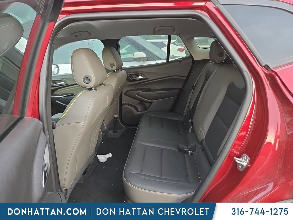 Used 2024 Chevrolet Trax ACTIV w/ Driver Confidence Package FWD image 5