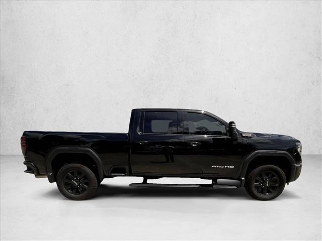 Used 2025 GMC Sierra 2500 AT4 w/ AT4 Premium Plus Package AWD/4WD image 4