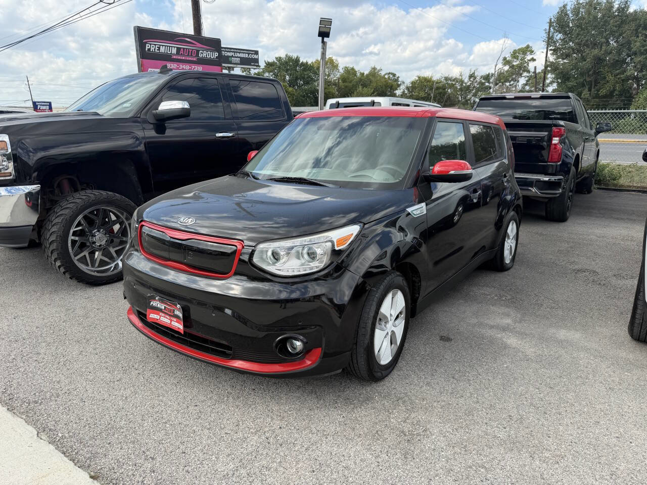 Used 2016 Kia Soul EV + image 1