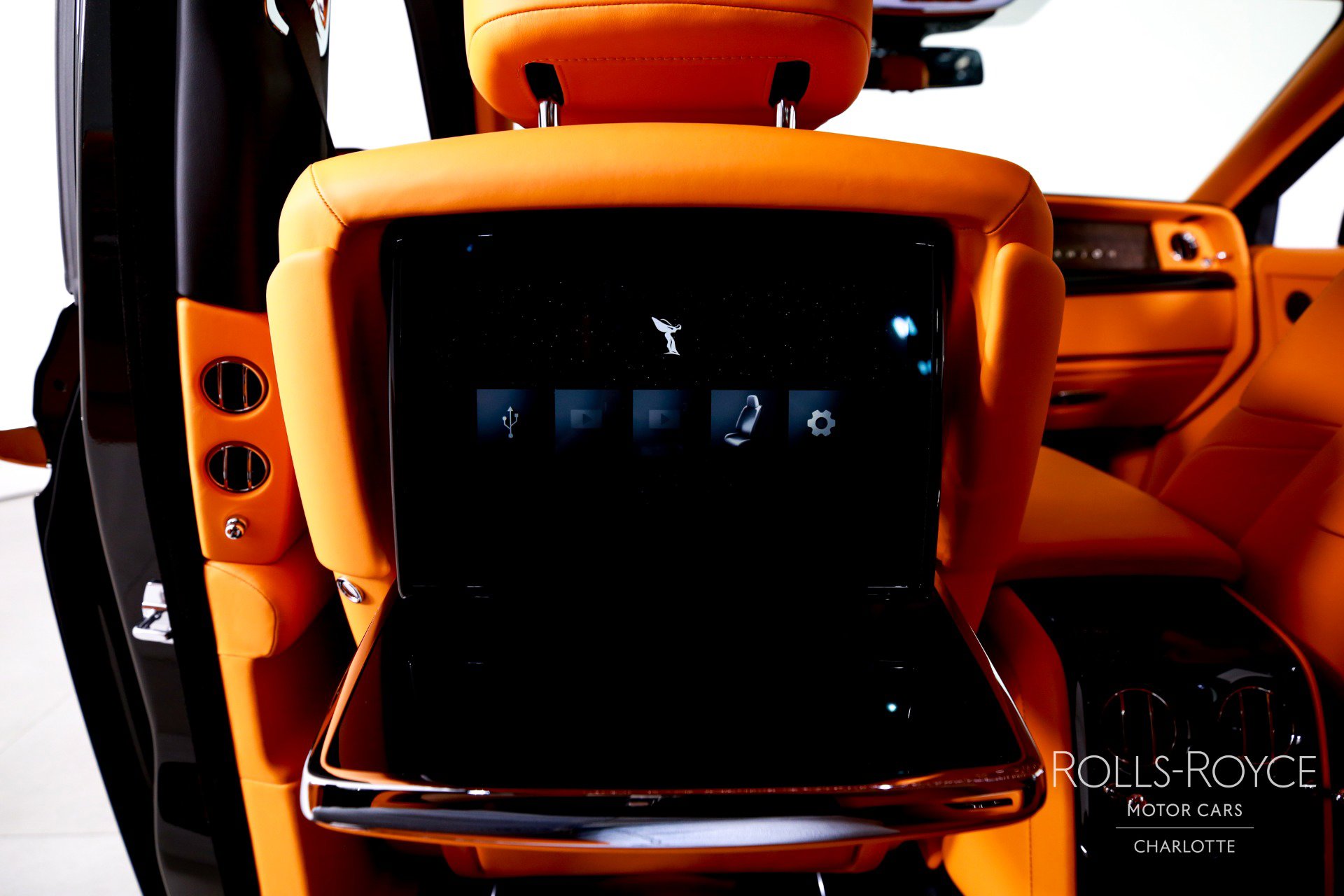 New 2026 Rolls-Royce Phantom Sedan image 21