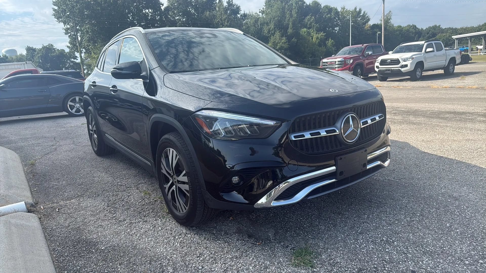 Used 2025 Mercedes-Benz GLA 250 image 2