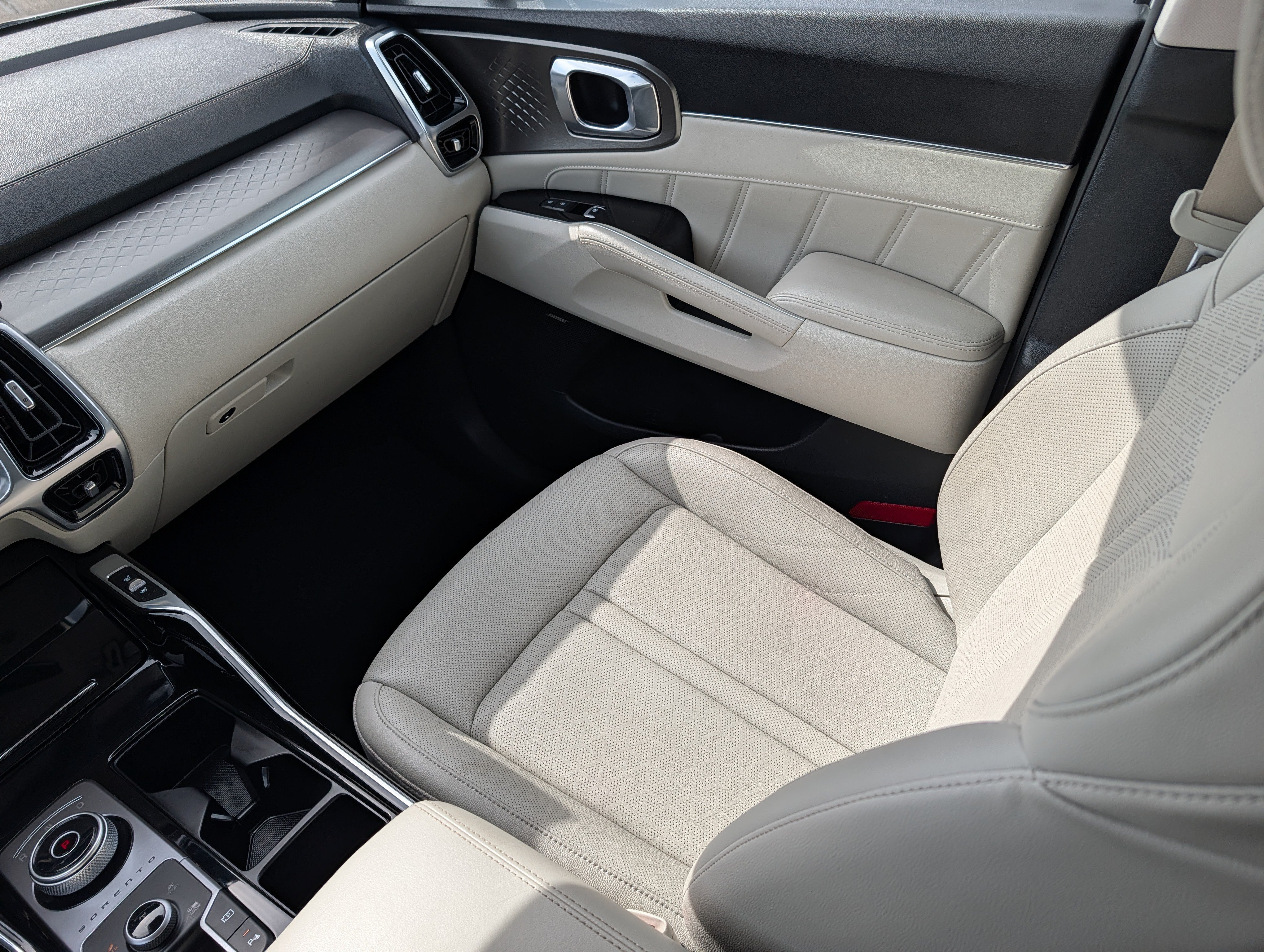 Certified 2023 Kia Sorento SX Prestige AWD/4WD image 11