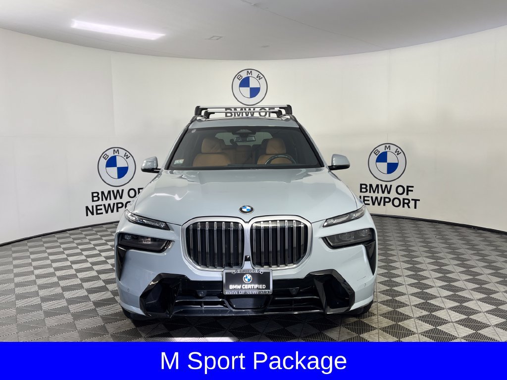 Used 2024 BMW X7 xDrive40i w/ M Sport Package AWD/4WD image 3