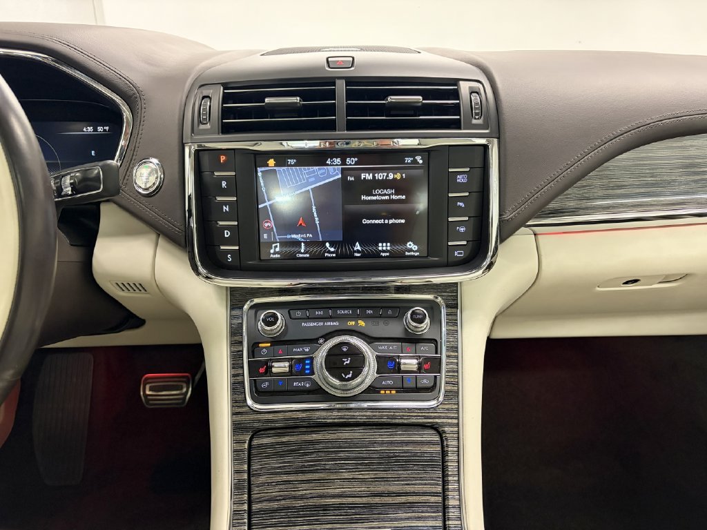 Used 2018 Lincoln Continental Black Label AWD/4WD image 18