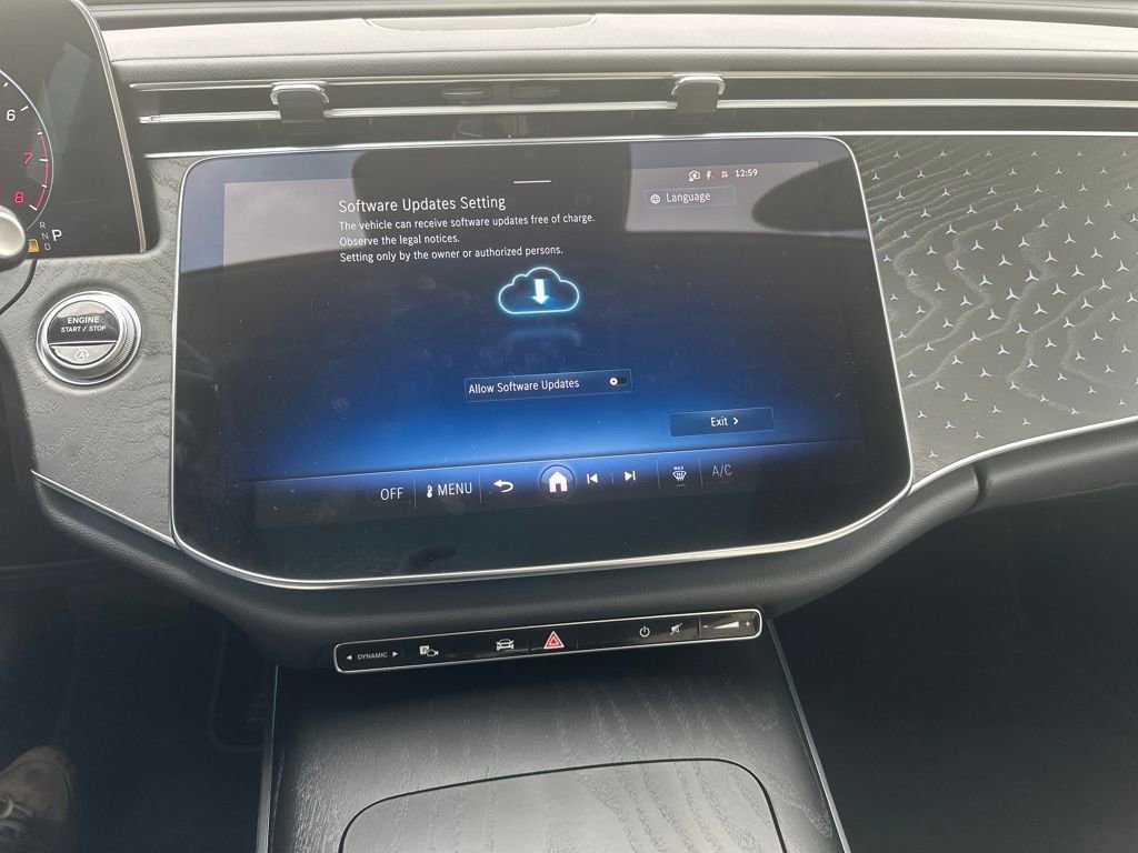 Used 2024 Mercedes-Benz E 350 4MATIC Sedan image 6