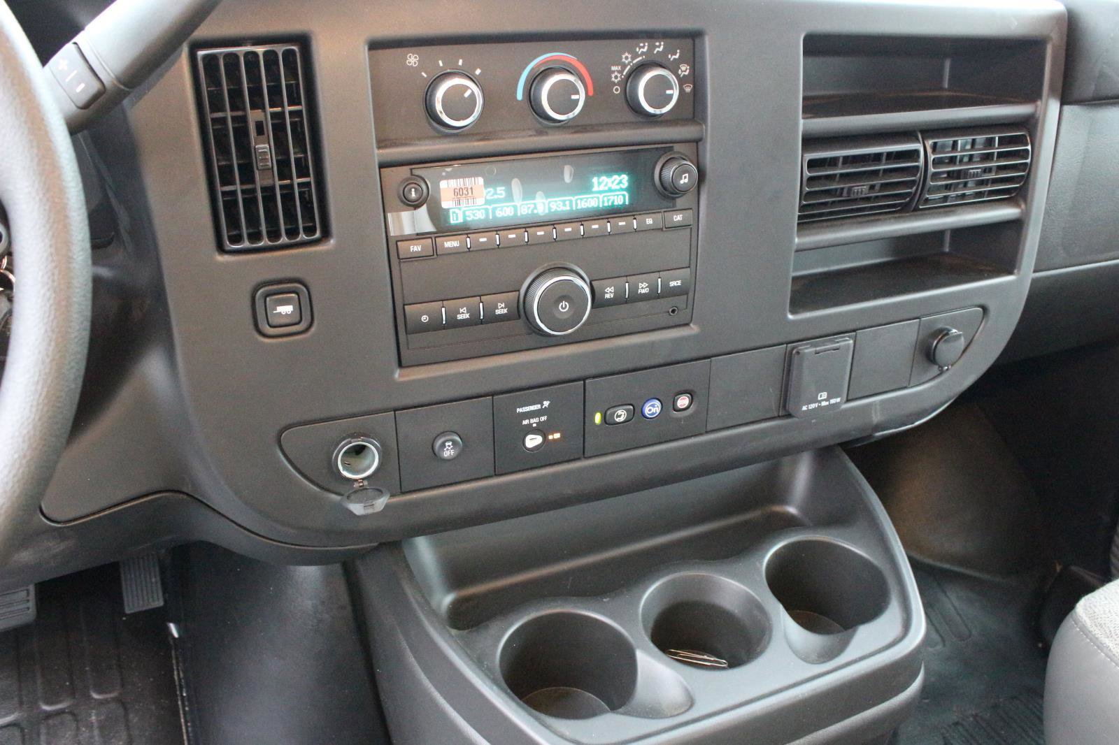 New 2025 Chevrolet Express 3500 w/ Power Convenience Package RWD image 17