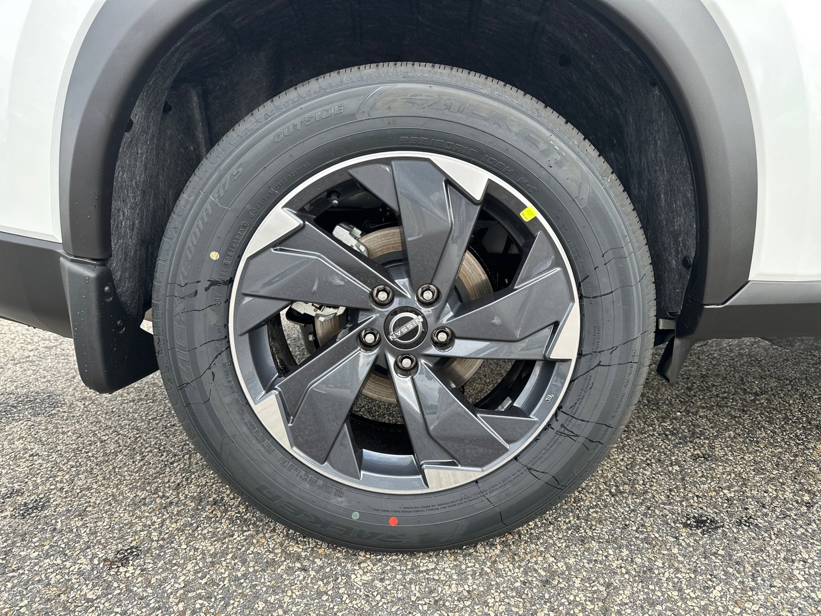 New 2026 Nissan Rogue SV image 17