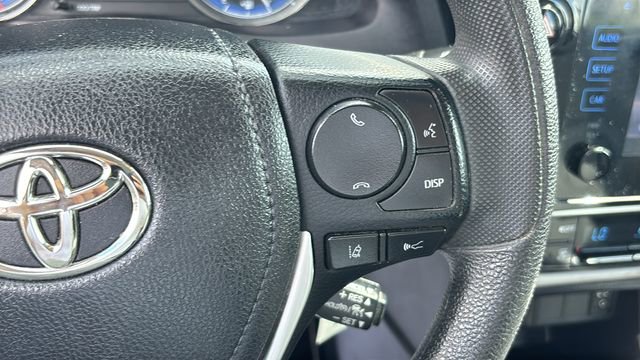 Used 2018 Toyota Corolla LE w/ Carpet Mat Package (TMS) image 15