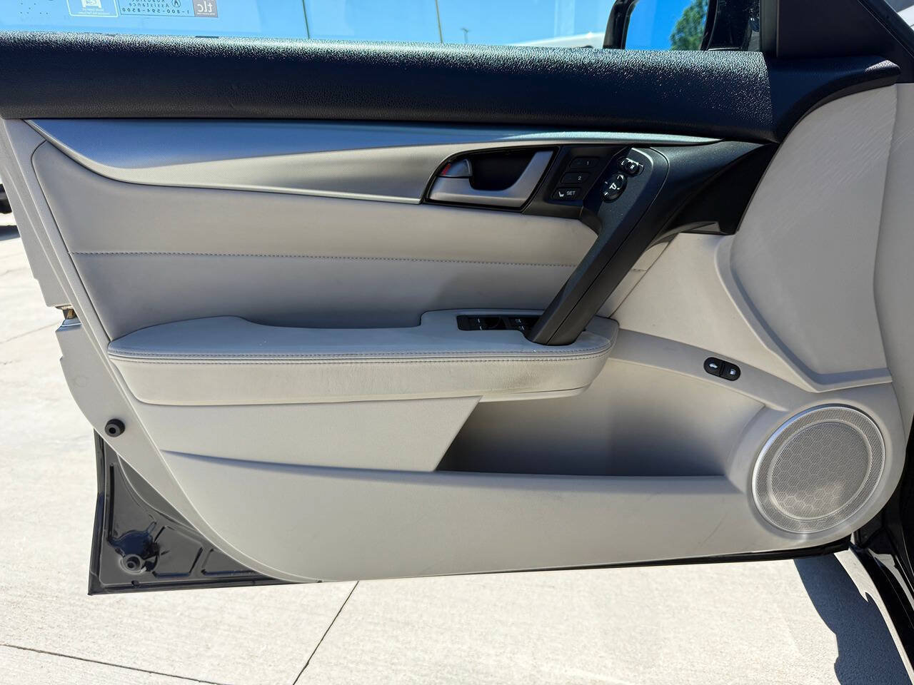 Used 2010 Acura TL w/ Technology Package FWD image 22