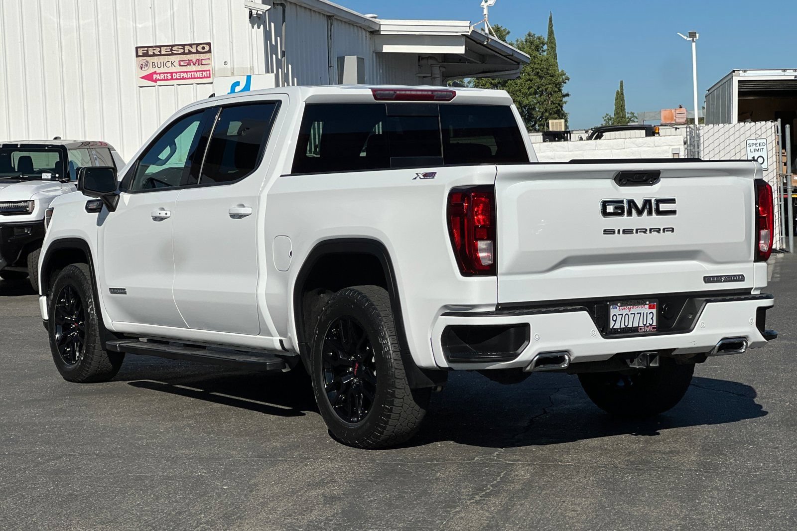 Used 2023 GMC Sierra 1500 Elevation w/ Elevation Premium Package AWD/4WD image 6