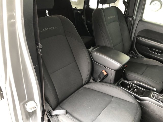 Used 2021 Jeep Wrangler Unlimited Sahara w/ LED Lighting Group image 28