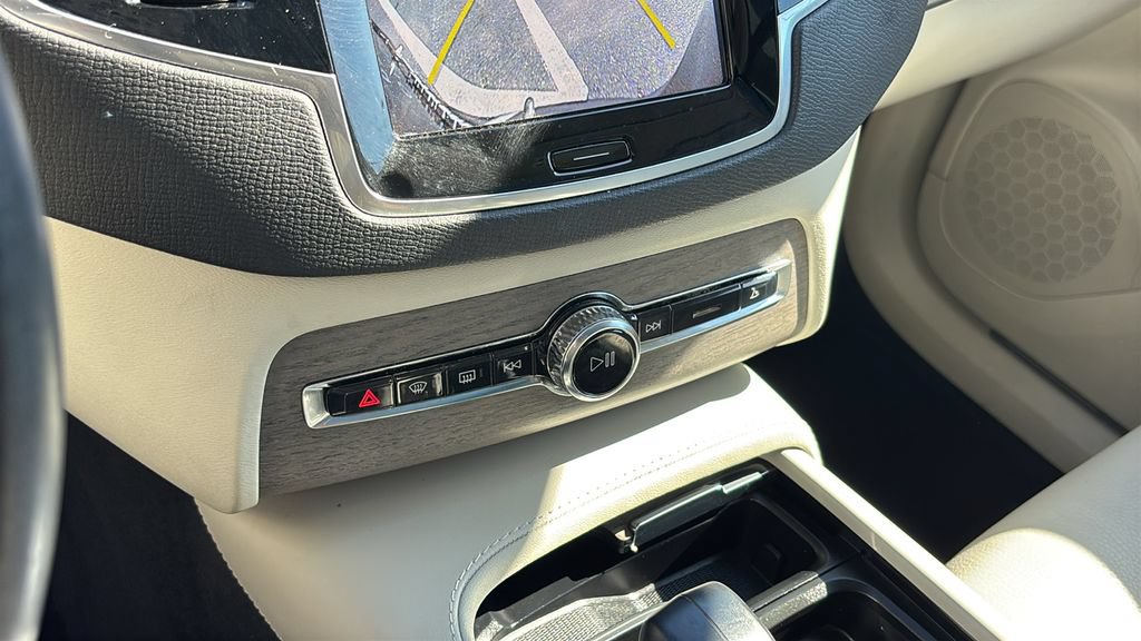 Certified 2023 Volvo XC90 B5 Plus w/ Protection Package Premier AWD/4WD image 20