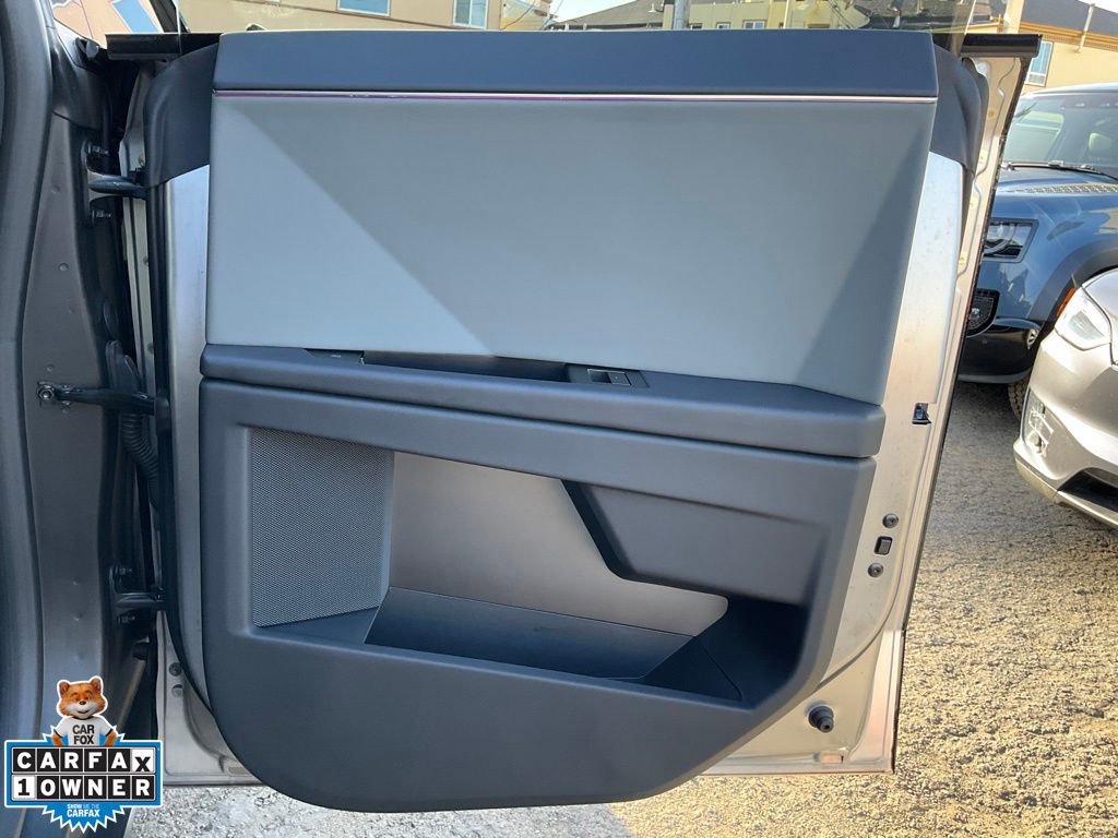 Used 2024 Tesla Cybertruck AWD Crew Cab image 62