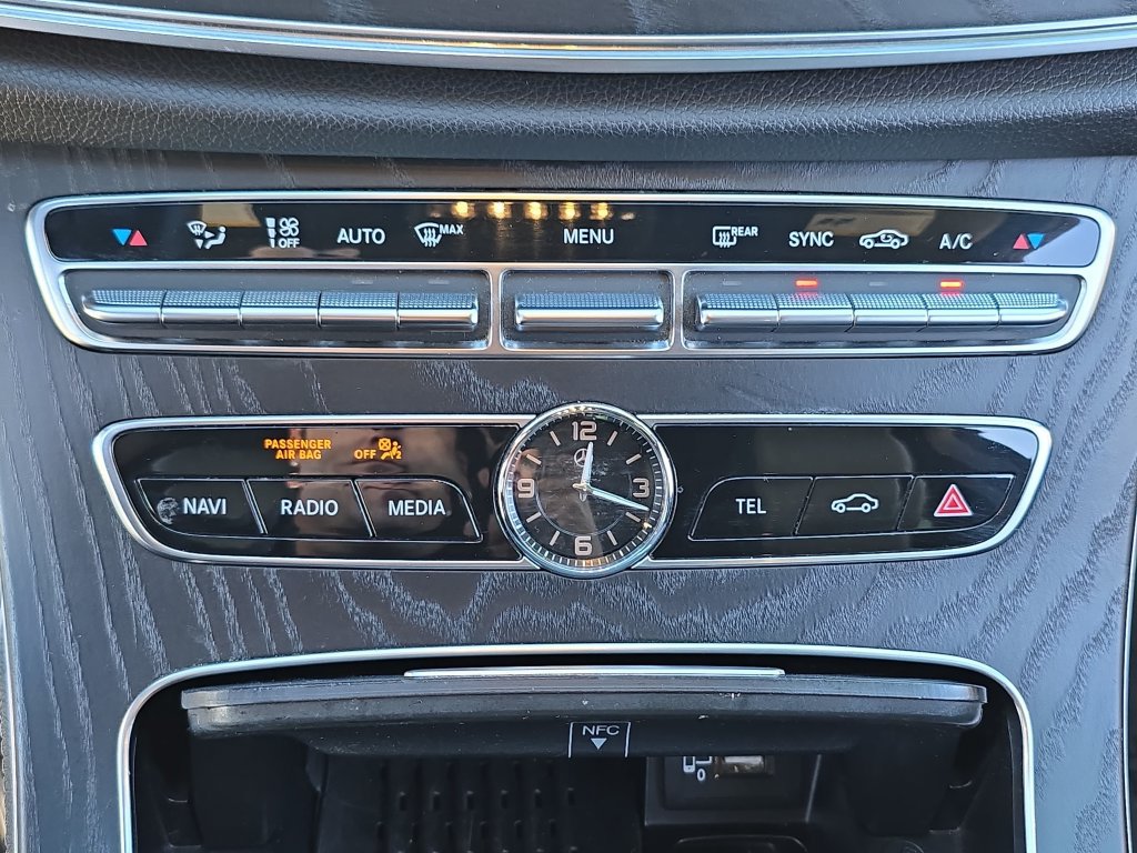 Used 2020 Mercedes-Benz E 350 Sedan image 27