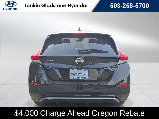 Used 2025 Nissan Leaf S FWD image 4