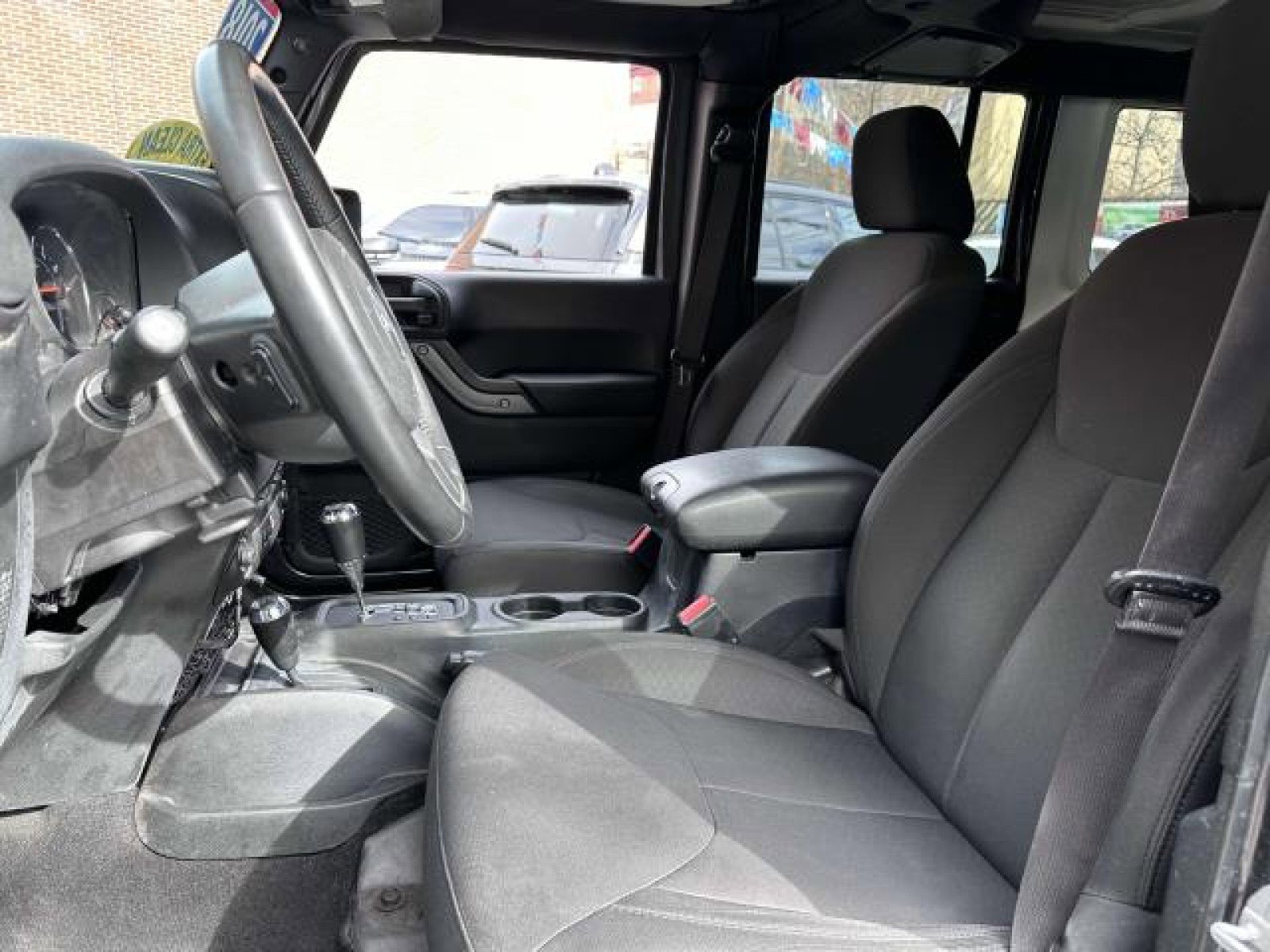 Used 2018 Jeep Wrangler Unlimited Sport S image 15