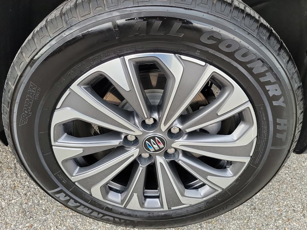 Used 2024 Buick Envision Preferred AWD/4WD image 5