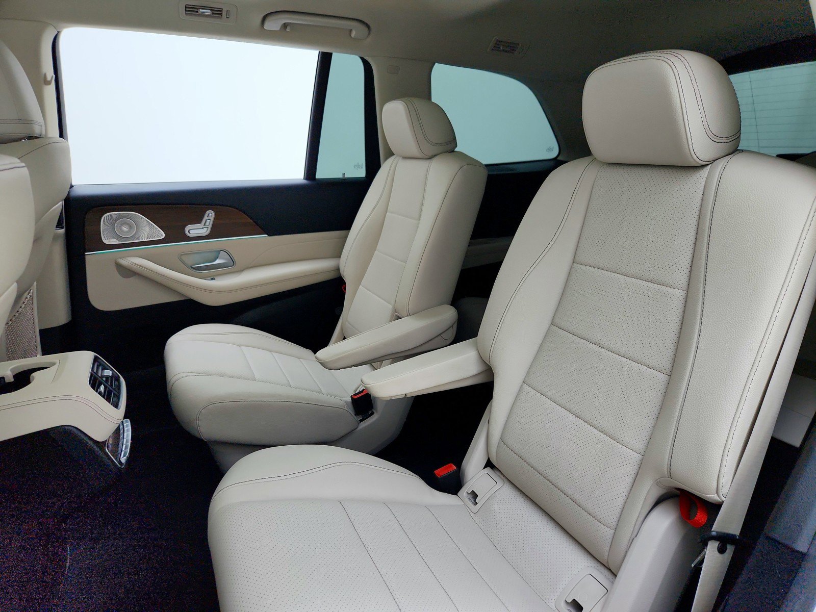 Certified 2023 Mercedes-Benz GLS 450 4MATIC image 27