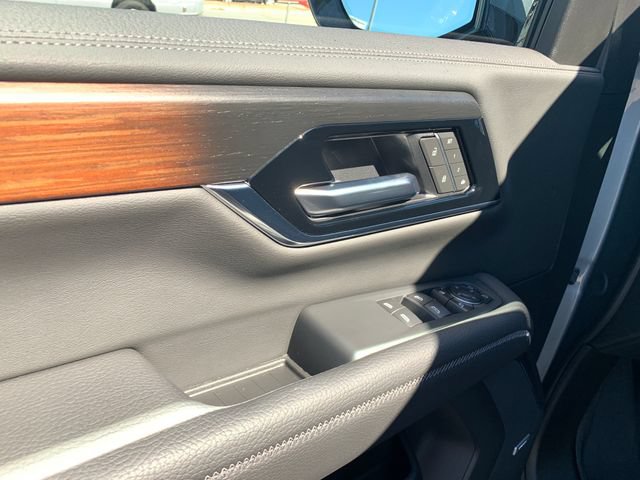 Certified 2026 GMC Yukon Denali w/ LPO, Floor Liner Package AWD/4WD image 25