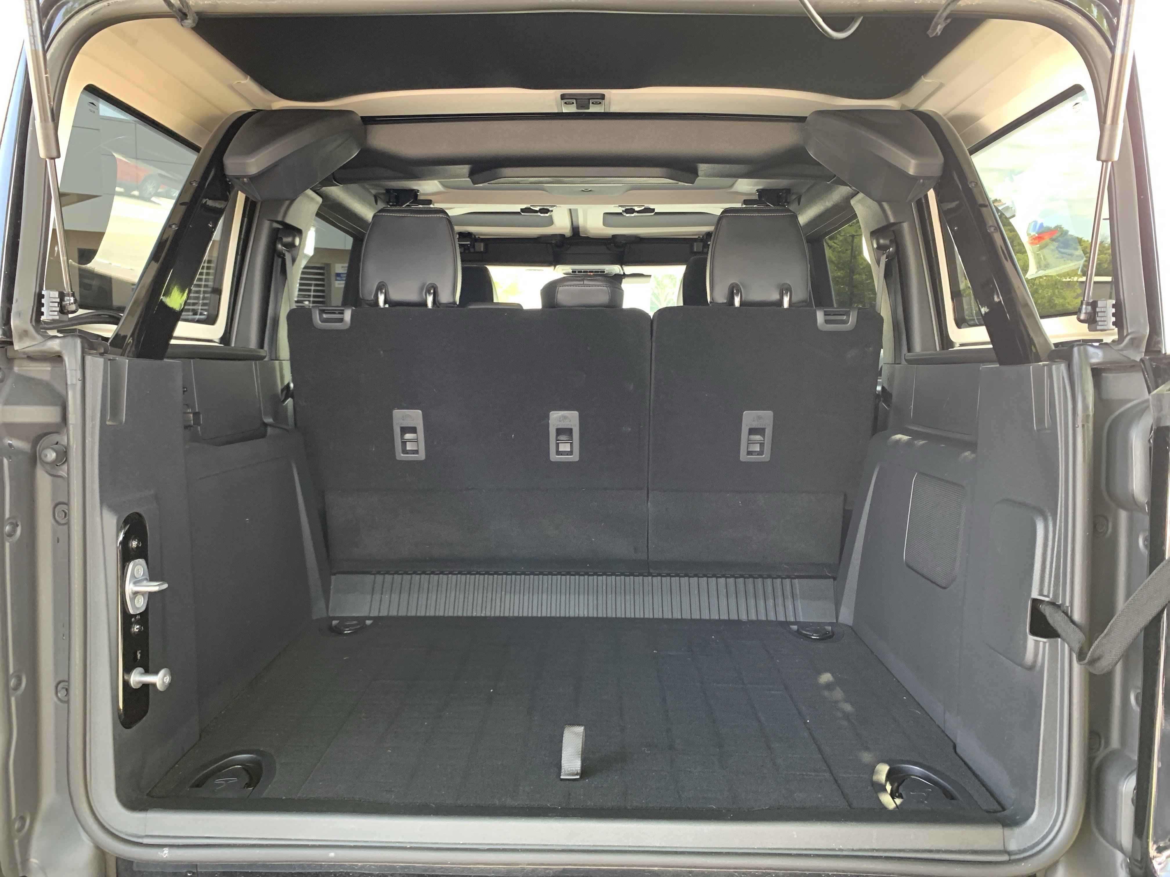 Used 2025 Ford Bronco Badlands AWD/4WD image 34