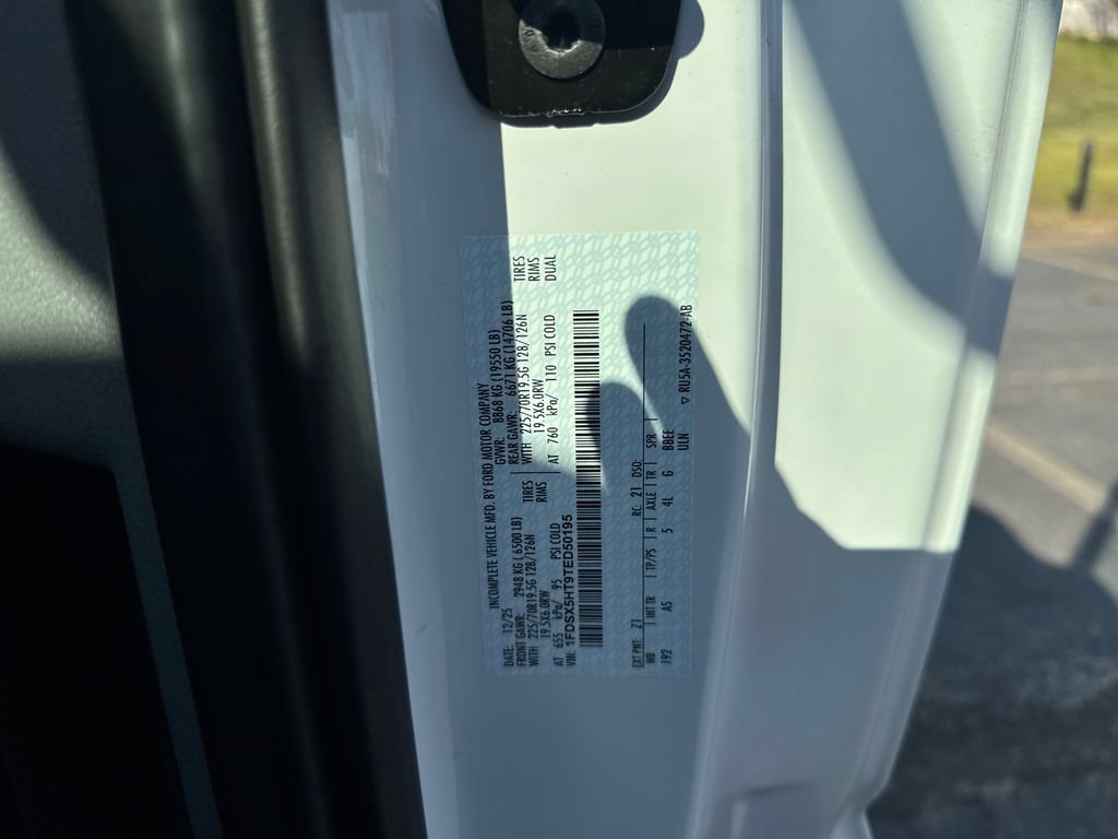 New 2026 Ford F550 4x4 Supercab Super Duty image 11