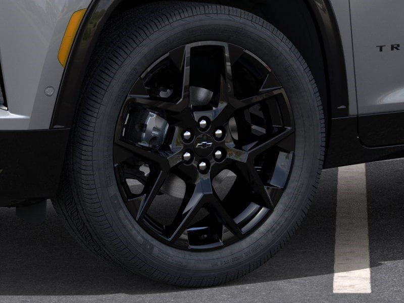New 2026 Chevrolet Traverse RS w/ LPO, Floor Liner Package FWD image 9