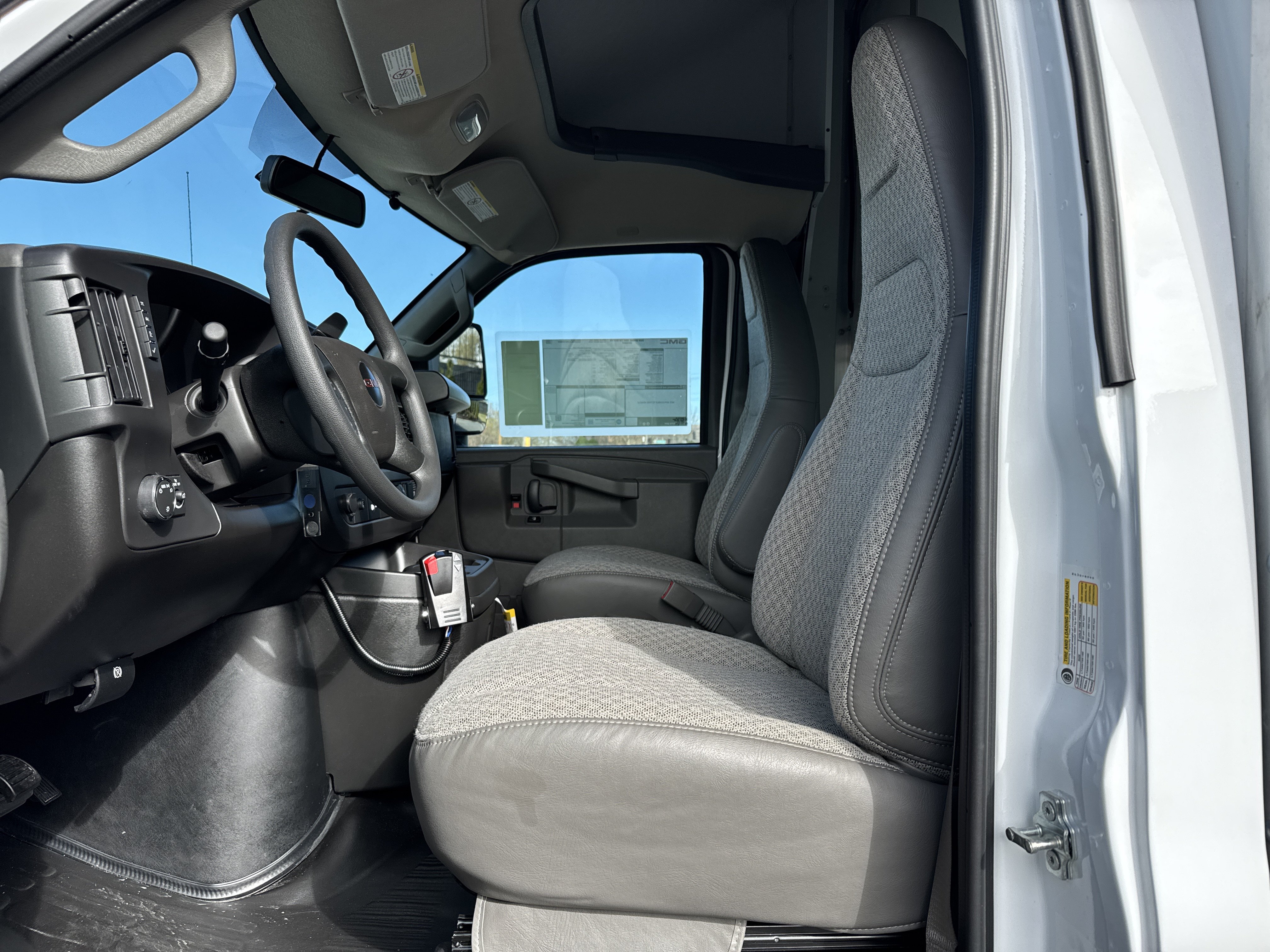 New 2026 GMC Savana 3500 w/ Power Convenience Package RWD image 18