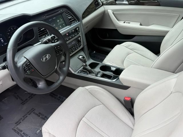 Used 2017 Hyundai Sonata Limited FWD image 10