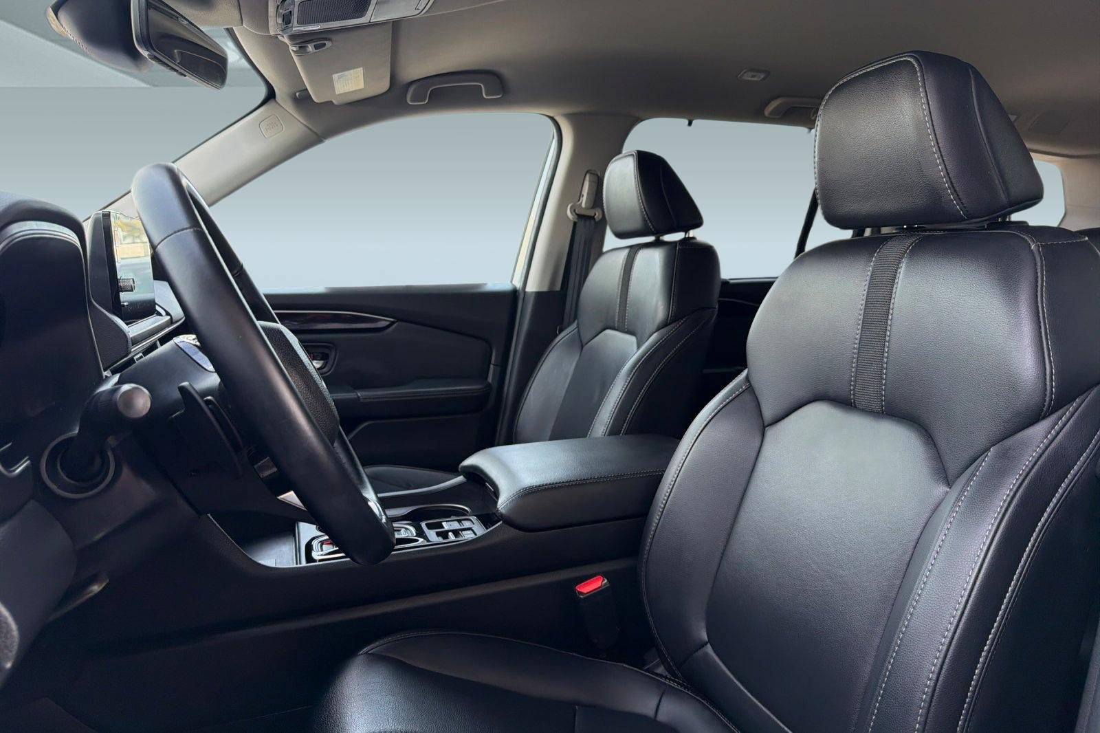 Certified 2025 Honda Pilot EX-L image 5