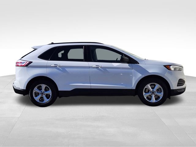 Used 2021 Ford Edge SE image 11