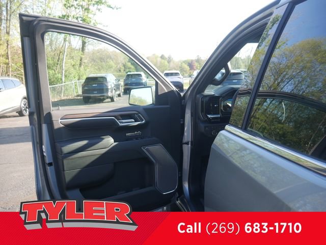 New 2026 Chevrolet Silverado 1500 High Country w/ Technology Package AWD/4WD image 22