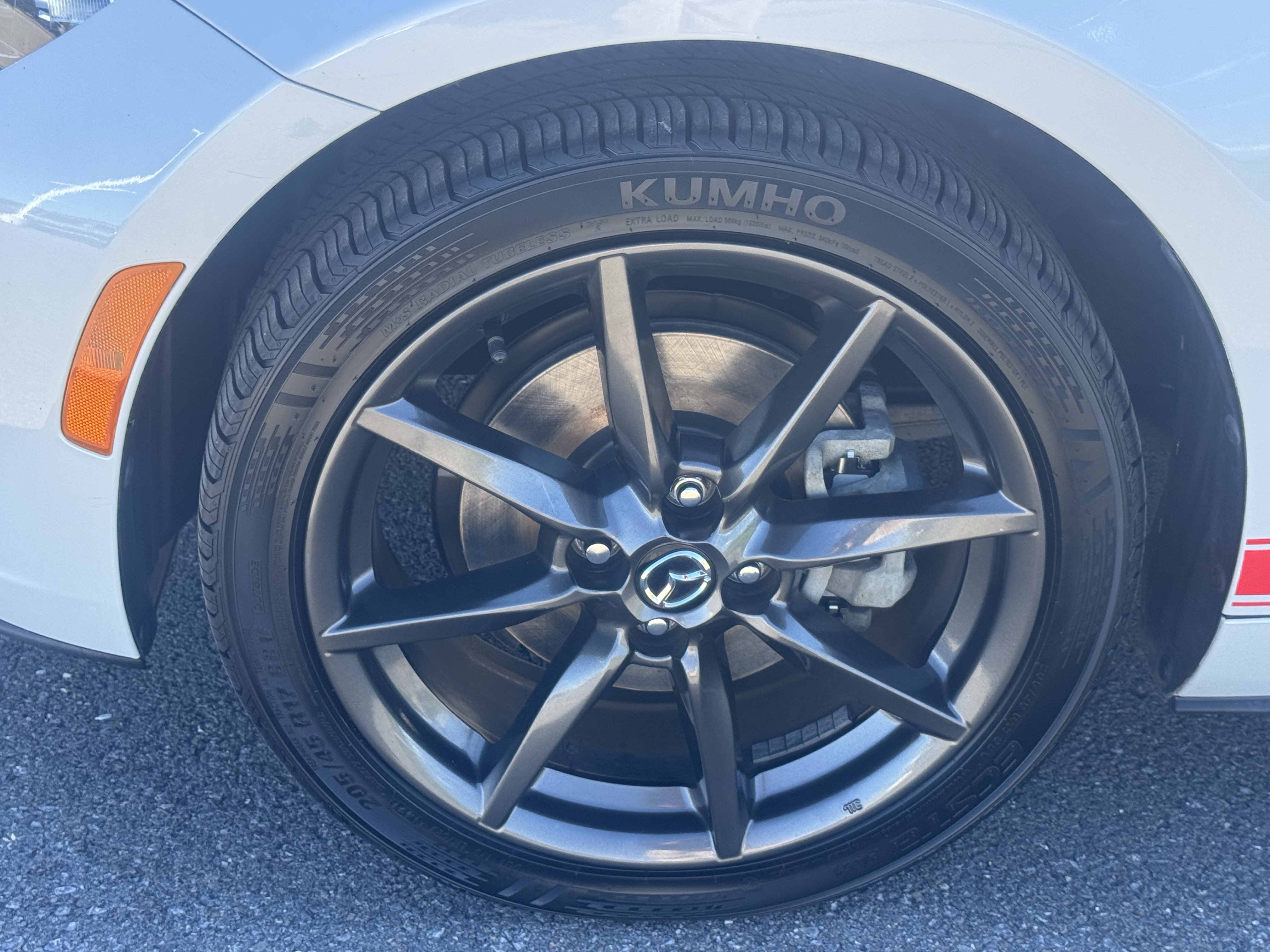 Used 2016 MAZDA MX-5 Miata Grand Touring RWD image 10