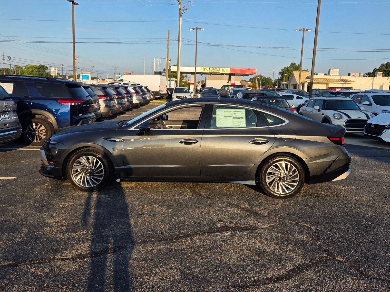 New 2026 Hyundai Sonata SEL FWD image 4