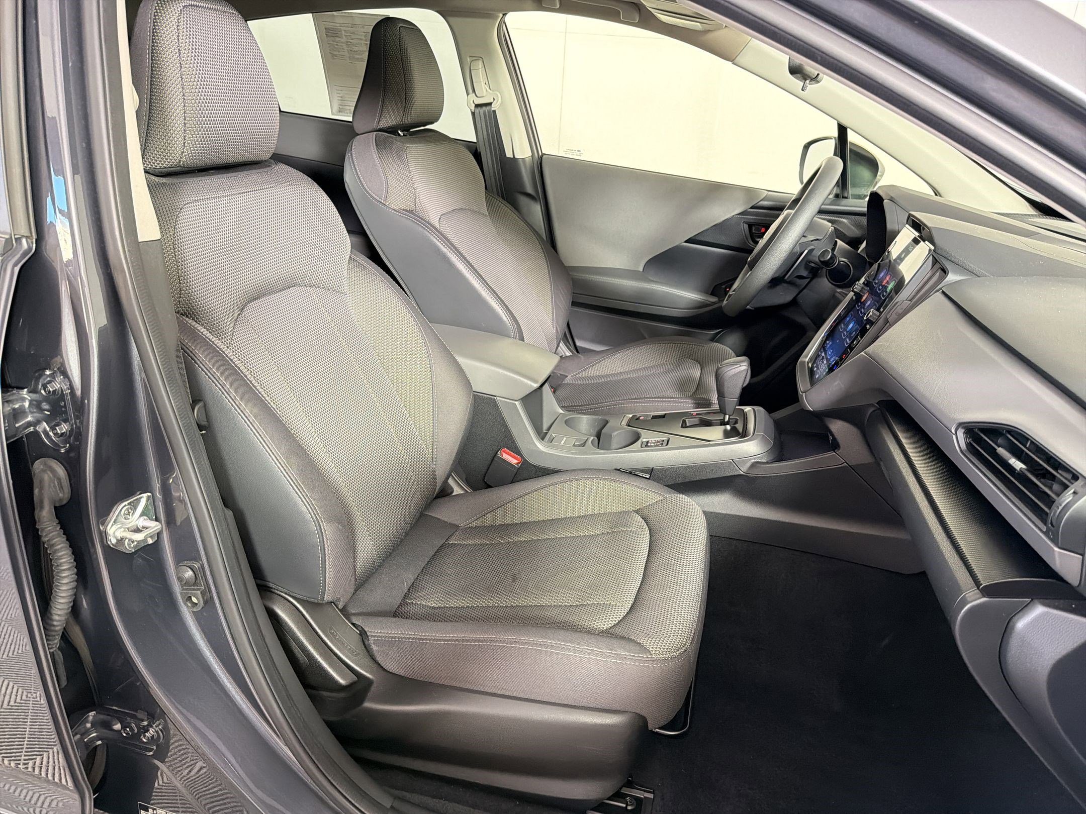 Used 2024 Subaru Crosstrek 2.0i Premium image 30