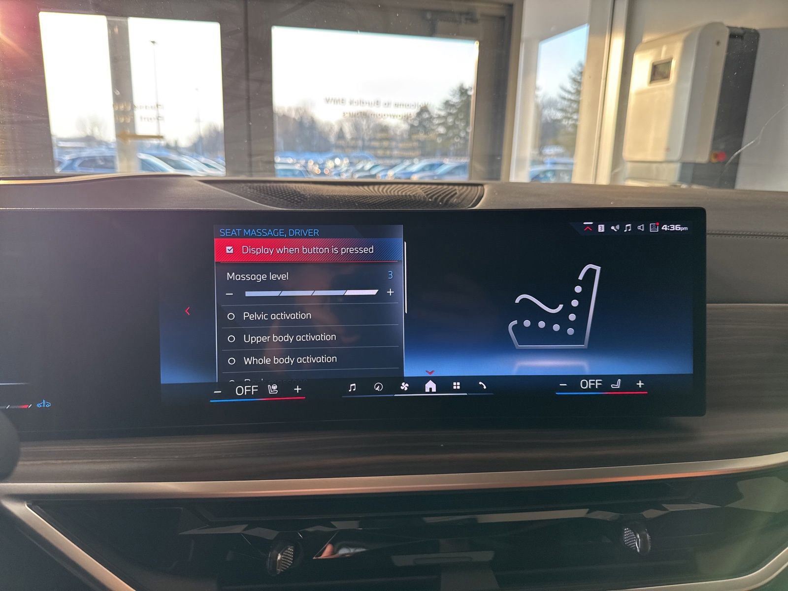 Certified 2025 BMW X7 M60i image 25