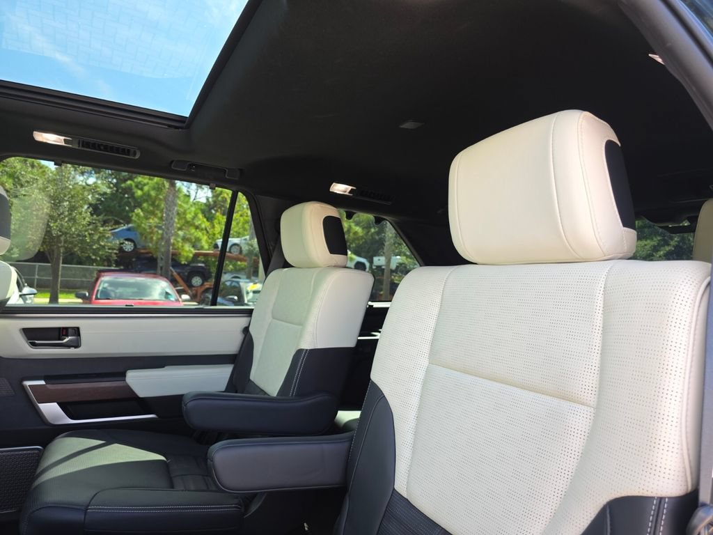 Used 2024 Toyota Sequoia Capstone AWD/4WD image 23