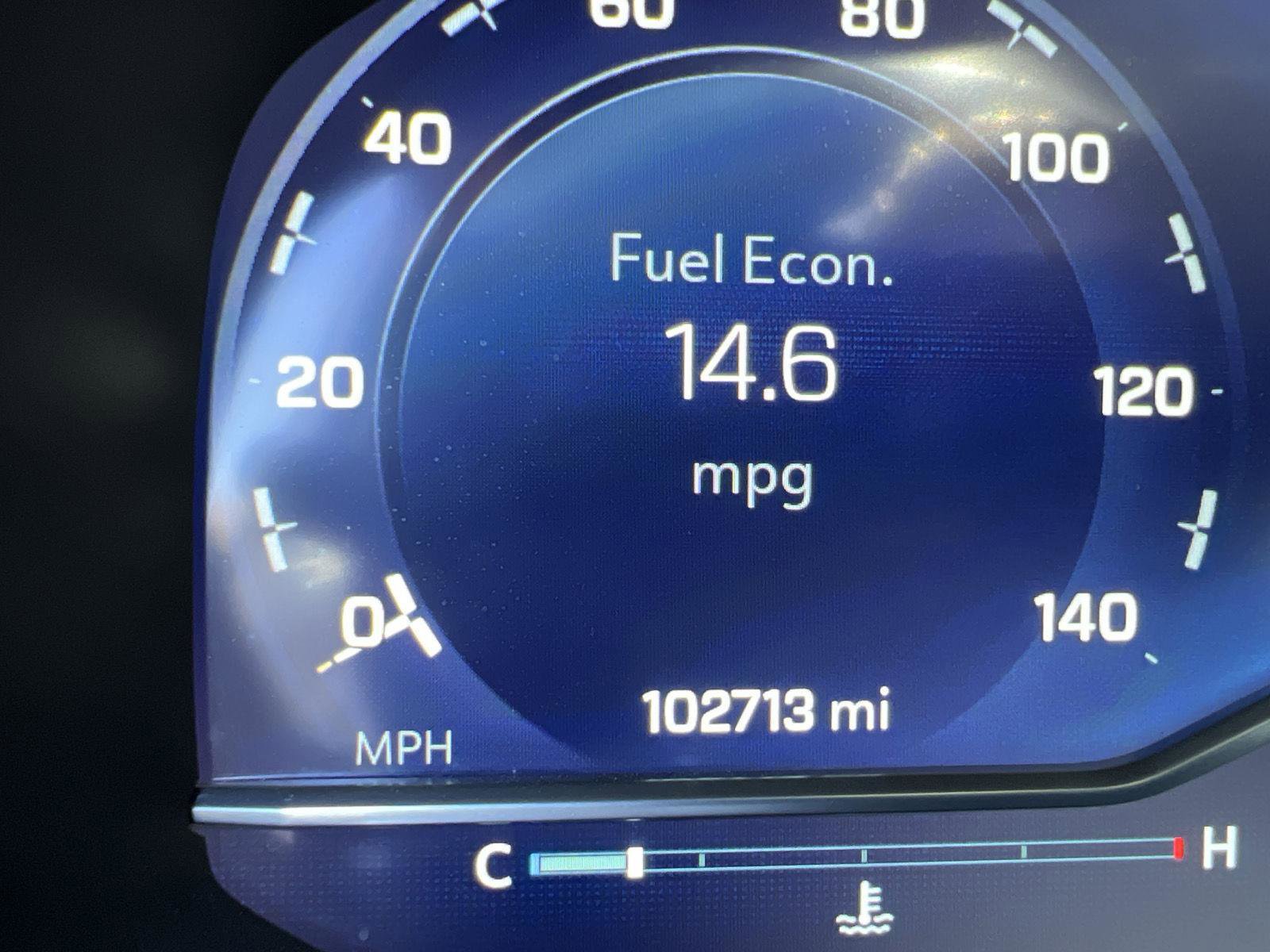 Used 2023 Chevrolet Suburban Z71 image 45