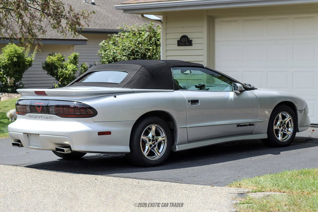 Used 1997 Pontiac Firebird Trans Am RWD image 18