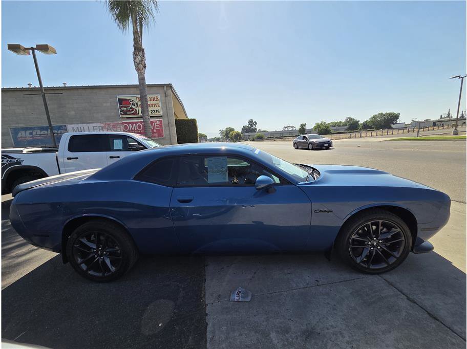 Used 2021 Dodge Challenger GT w/ Blacktop Package AWD/4WD image 4