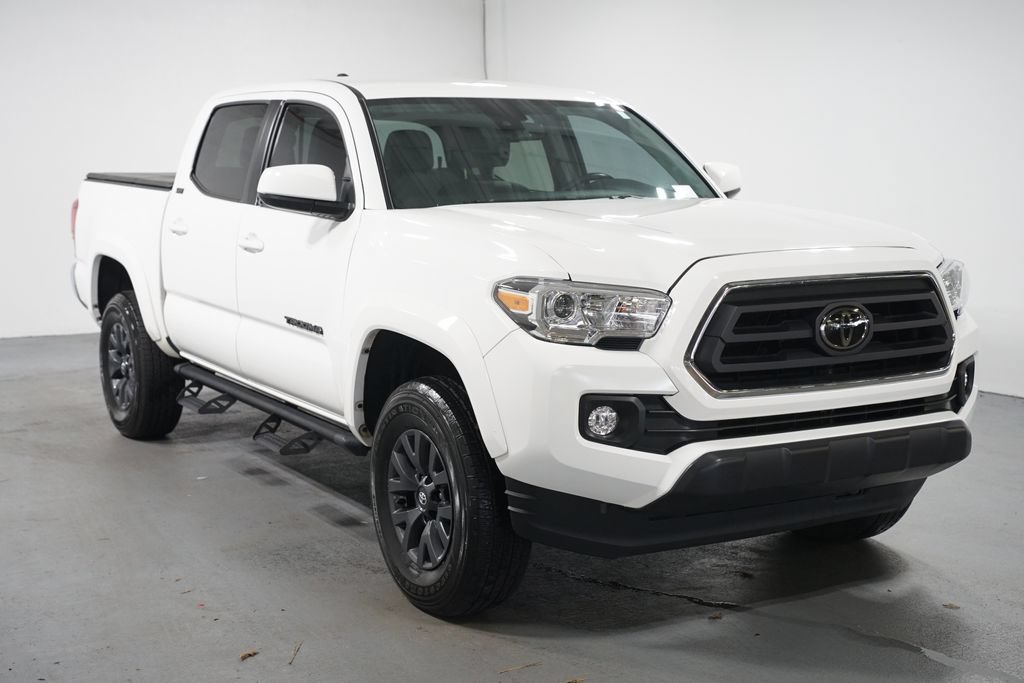 Used 2023 Toyota Tacoma SR5 RWD image 3