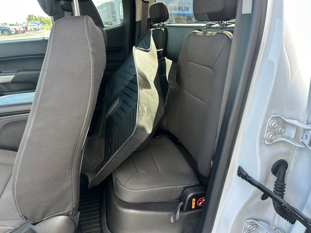 Used 2016 Chevrolet Colorado LT image 18