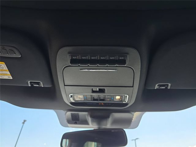 Used 2025 Ford F150 Raptor AWD/4WD image 25