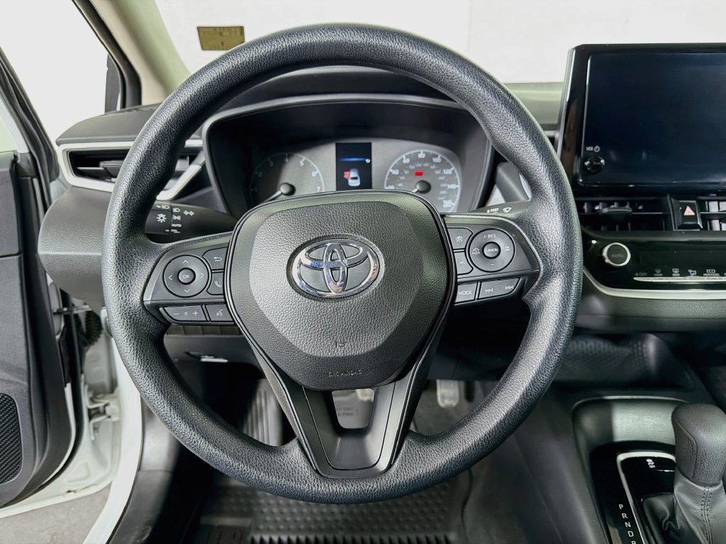 Used 2024 Toyota Corolla LE FWD image 13