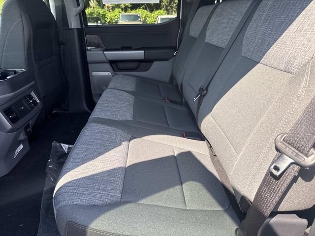 New 2026 Ford F250 XLT w/ XLT Premium Package AWD/4WD image 7