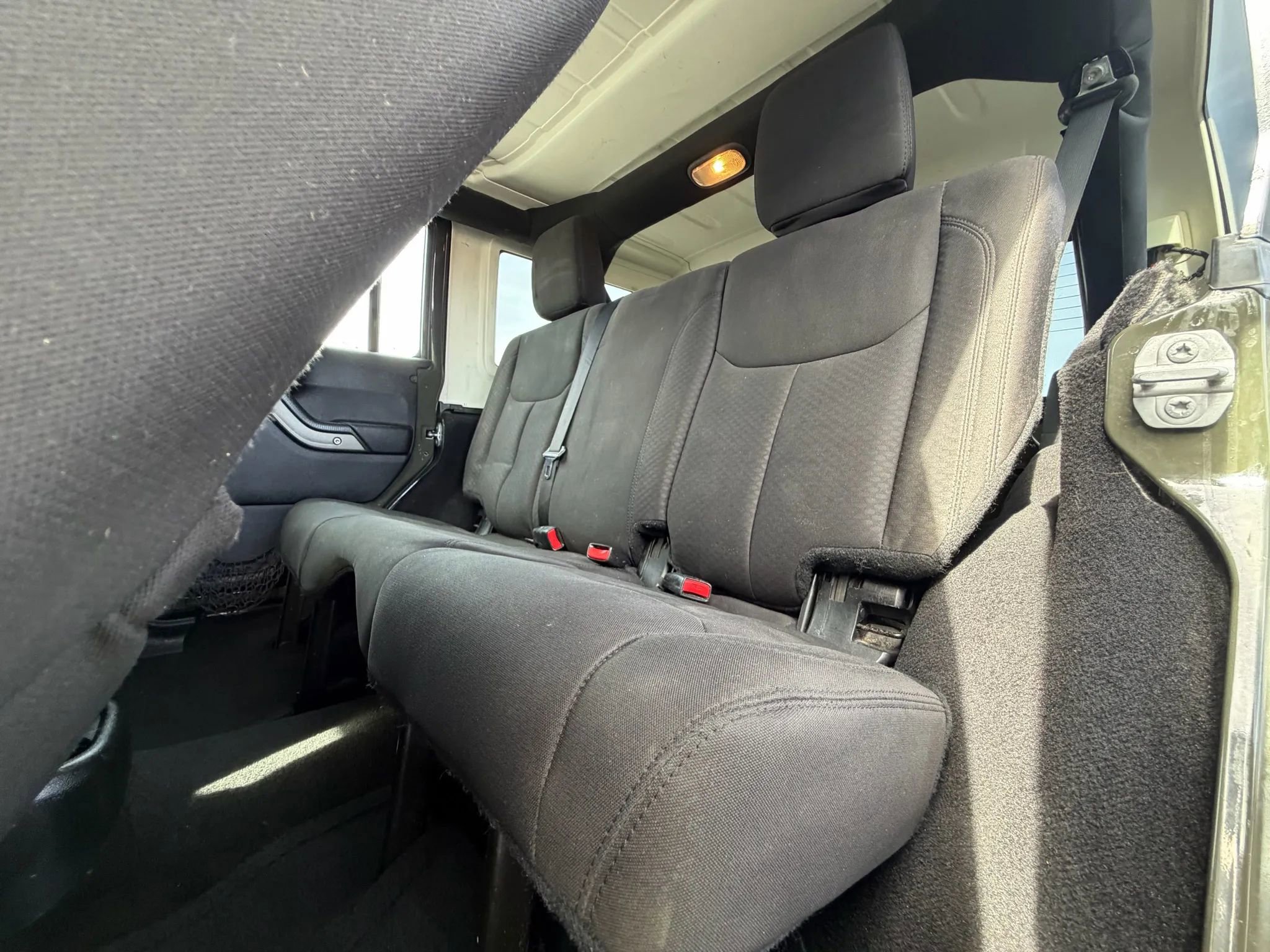 Used 2015 Jeep Wrangler Unlimited Sport image 24