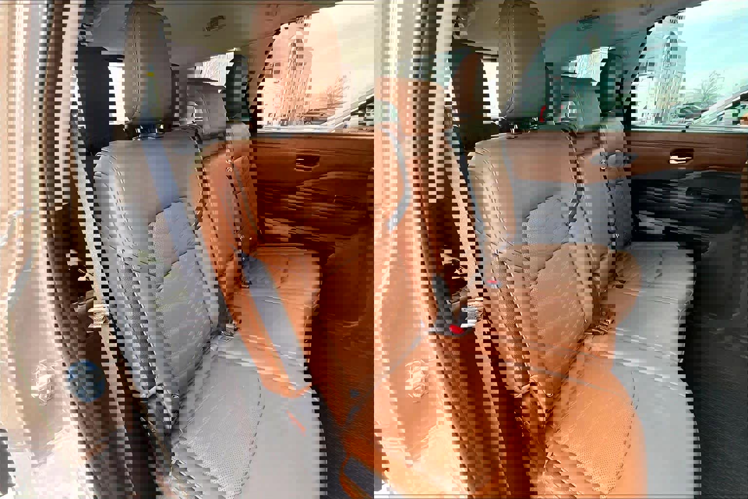 Used 2024 Nissan Pathfinder Platinum w/ Cargo Package image 19