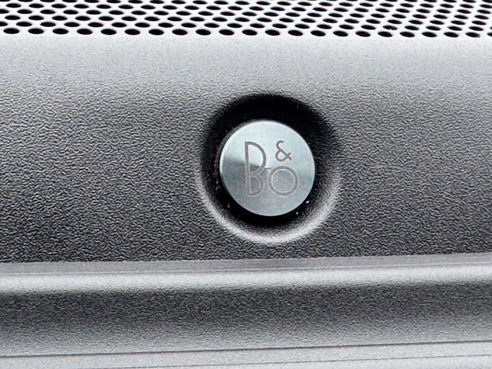 Used 2025 Ford F250 Lariat w/ Black Appearance Package image 34